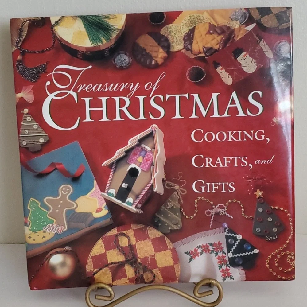 Christmas Cooking Crafts and Gifts Cookbook